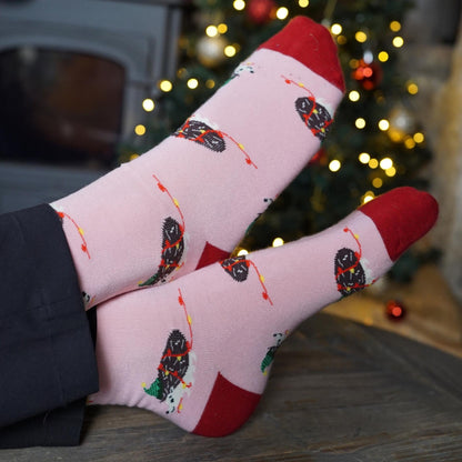 Pink christmas hedgehogs bamboo socks
