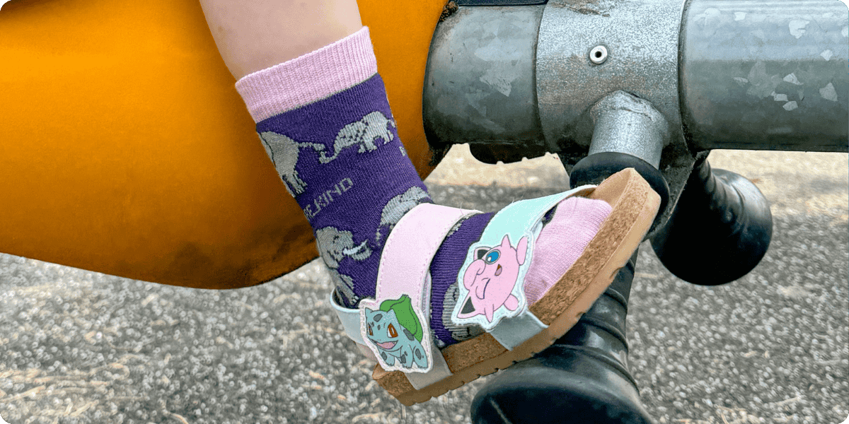 Kid wearing elephants bamboo socks